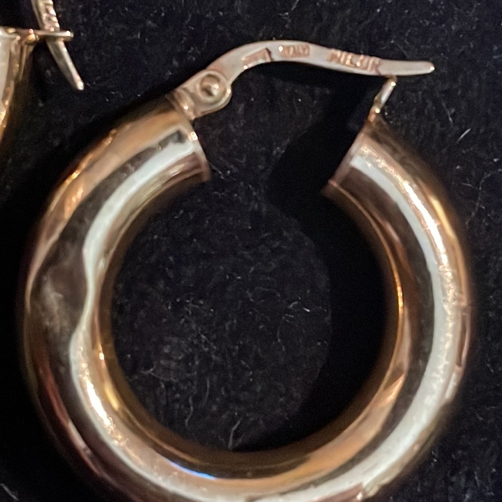 14k Solid Gold - image 2